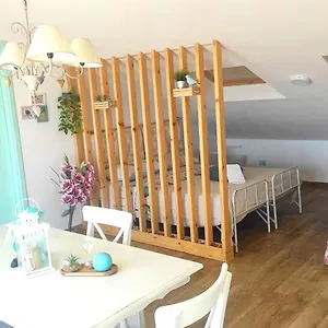 3* Bed & Breakfast Chic & Beauty